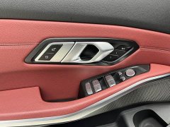 BMW 3 Series 320Li M Sport Package - ფოტო 13