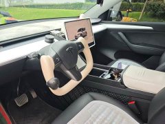 Tesla Model Y Rear-Wheel Drive - ფოტო 6
