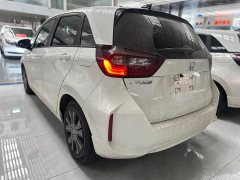 Honda Fit 1.5L CVT Trendy Sunroof Edition - ფოტო 15