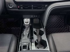 Toyota Camry Hybrid 2.0L HGVP Luxury - ფოტო 13
