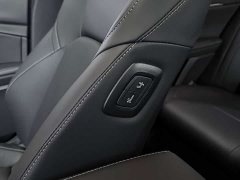Toyota Camry Hybrid 2.0L HGVP Luxury - ფოტო 18