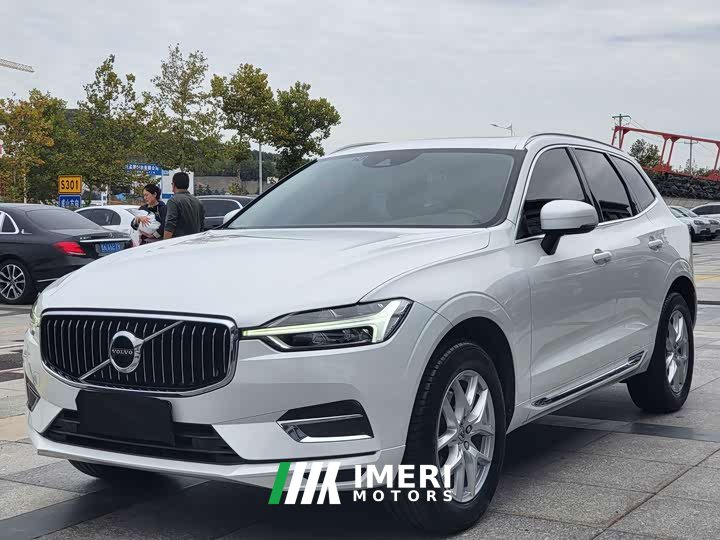 Volvo XC60 T5 AWD Smart Luxury Edition - ავტომობილი ჩინეთიდან