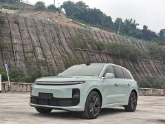 Li Auto L6 Max Smart Refresh Edition - ფოტო 1