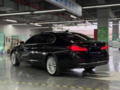 BMW 5 Series 530Li Luxury Edition Premium Package - ფოტო 4