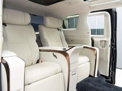 Lexus LM 500h Four-Seat Royal Edition - ფოტო 14
