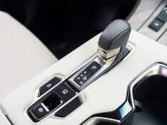 Lexus LM 500h Four-Seat Royal Edition - ფოტო 18