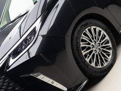 Lexus LM 500h Four-Seat Royal Edition - ფოტო 3