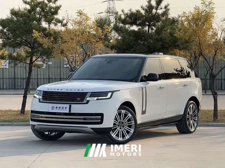 Land Rover Range Rover 3.0 L6 400PS Extended Wheelbase 7-Seater