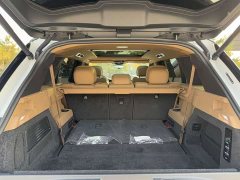 Land Rover Range Rover 3.0 L6 400PS Extended Wheelbase 7-Seater - ფოტო 17