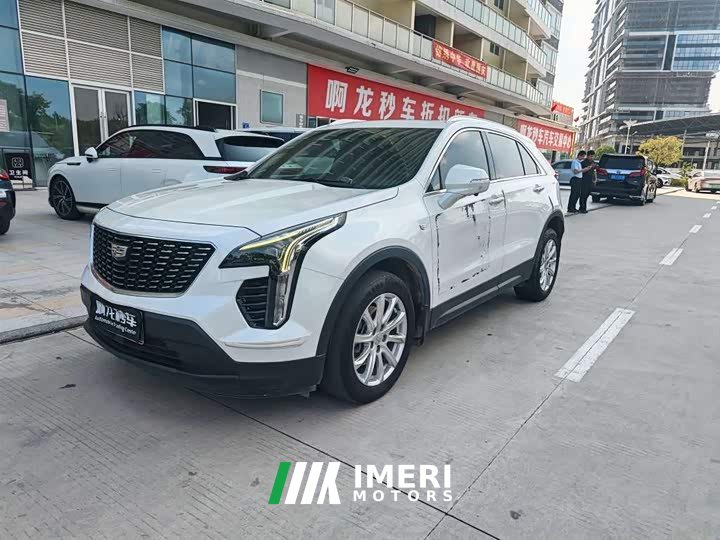 Cadillac XT4 28T FWD Fashion Edition