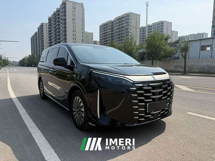 BYD Summer DM-i 1.5T 180km Exceed - ავტომობილი ჩინეთიდან