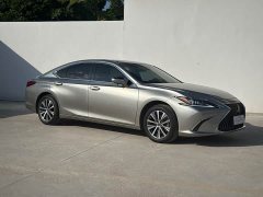 Lexus ES 200 Luxury - ფოტო 3