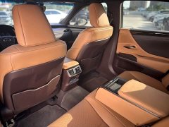 Lexus ES 200 Luxury - ფოტო 9