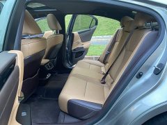 Lexus ES 200 Excellence Edition - ფოტო 13