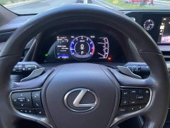 Lexus ES 200 Excellence Edition - ფოტო 7