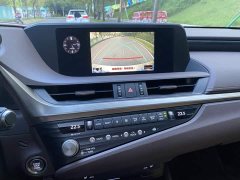 Lexus ES 200 Excellence Edition - ფოტო 8