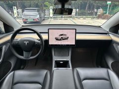 Tesla Model Y Rear-Wheel Drive - ფოტო 13