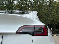 Tesla Model Y Rear-Wheel Drive - ფოტო 19