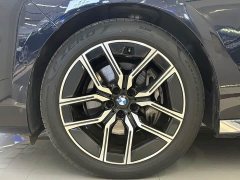 BMW 7 Series 735Li M Sport Package - ფოტო 18