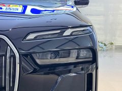 BMW 7 Series 735Li M Sport Package - ფოტო 4