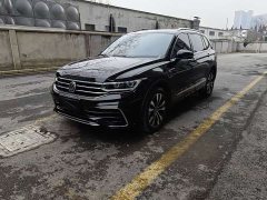 Volkswagen L 330TSI 2WD Edition - ფოტო 1