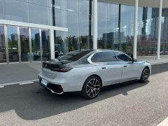 BMW i7 eDrive50L Leading M Sport Package - ფოტო 9