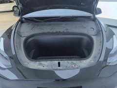 Tesla Model Y Rear-Wheel Drive - ფოტო 10