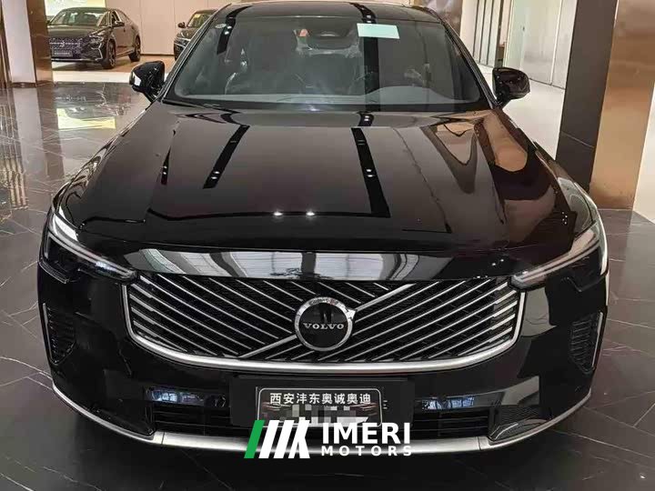 Volvo S90 B5 Intelligent Remote Luxury Edition