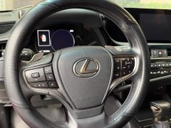 Lexus ES 300h Excellence - ფოტო 7