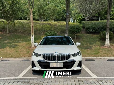 2025 BMW 5 Series 530Li Luxury M Sport Package - ავტომობილი ჩინეთიდან