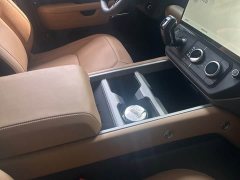 Land Rover Defender 110 3.0T Dark Edition - ფოტო 12