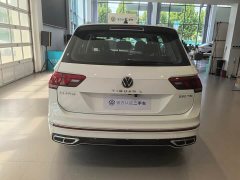 Volkswagen Tiguan L Outstanding Edition 330TSI Automatic Two-Wheel Drive R-Line Dragon Shine Edition - ფოტო 14