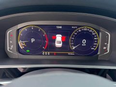 Volkswagen Passat 330TSI Elite - ფოტო 12