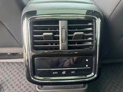 Volkswagen Passat 330TSI Elite - ფოტო 8