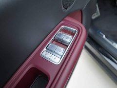 FAW Red Flag E-HS9 690km Range Flagship Edition Six-Seater - ფოტო 11