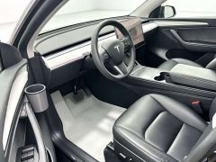 Tesla Model Y Long Range All-Wheel Drive - ფოტო 6