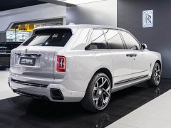 Rolls-Royce Cullinan Bohemian Sunset - ფოტო 15