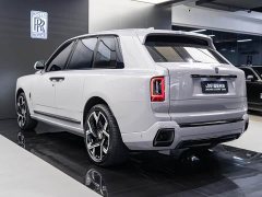 Rolls-Royce Cullinan Bohemian Sunset - ფოტო 17