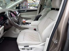 Volkswagen Viloran 380TSI Prestige - ფოტო 8