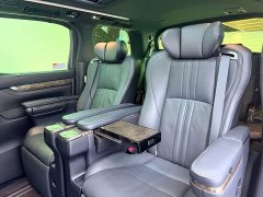 Toyota Alphard Hybrid 2.5L Premium Edition - ფოტო 18