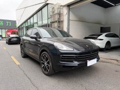 Porsche Cayenne 3.0T Platinum Edition - ფოტო 3