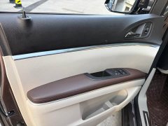 Buick GL8 Land Executive Cabin 652T Premium - ფოტო 4