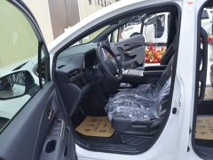 Toyota Gravia 2.5L Hybrid Comfort PLUS Edition - ფოტო 4