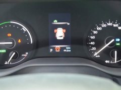 Toyota Gravia 2.5L Hybrid Comfort PLUS Edition - ფოტო 6