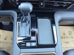 Toyota Gravia 2.5L Hybrid Comfort PLUS Edition - ფოტო 9
