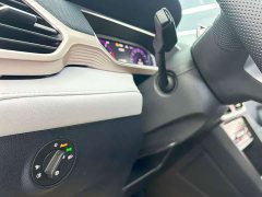 Volkswagen Touareg 300TSI Two-Wheel Drive Full Moon Edition - ფოტო 10