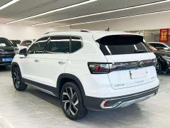 Volkswagen Touareg 300TSI Two-Wheel Drive Full Moon Edition - ფოტო 4