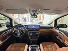 FAW Red Flag HQ9 PHEV 2.0T AWD Business Edition - ფოტო 11