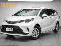 Toyota Gravia 2.5L Hybrid Comfort Edition - ფოტო 1