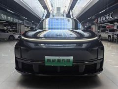 Li Auto L7 Pro - ფოტო 2